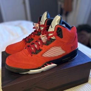 Air Jordan 5 Retro “Raging Bull” 2021